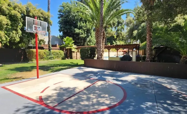 13217 Aurora Drive Spc 39, El Cajon, California 92021