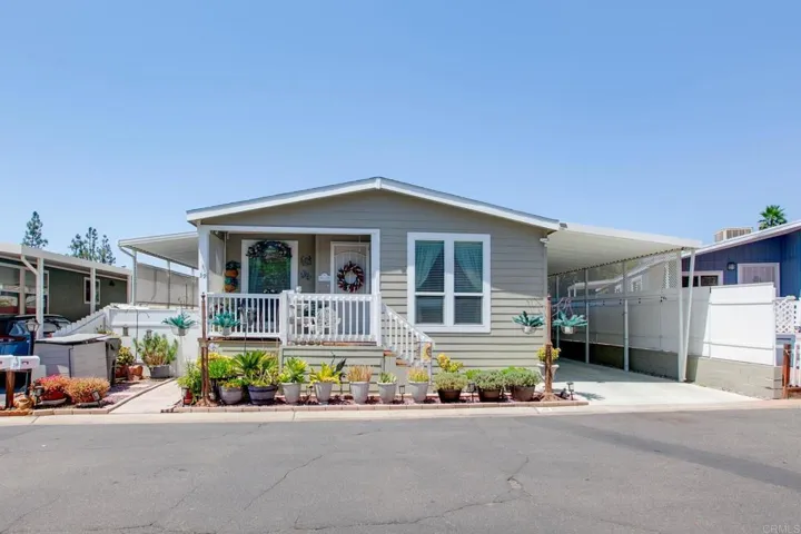 13217 Aurora Drive Spc 39, El Cajon, California 92021