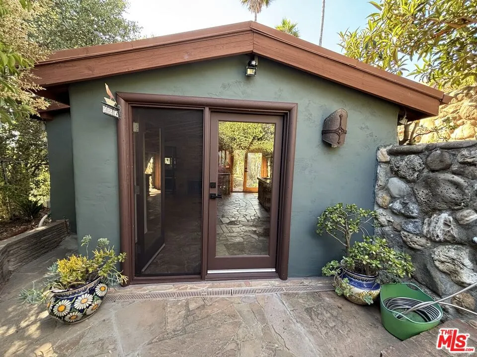 2033 Corral Canyon Road, Malibu, California 90265, ,1 BathroomBathrooms,Residential Lease,For Rent,Corral Canyon,25570877