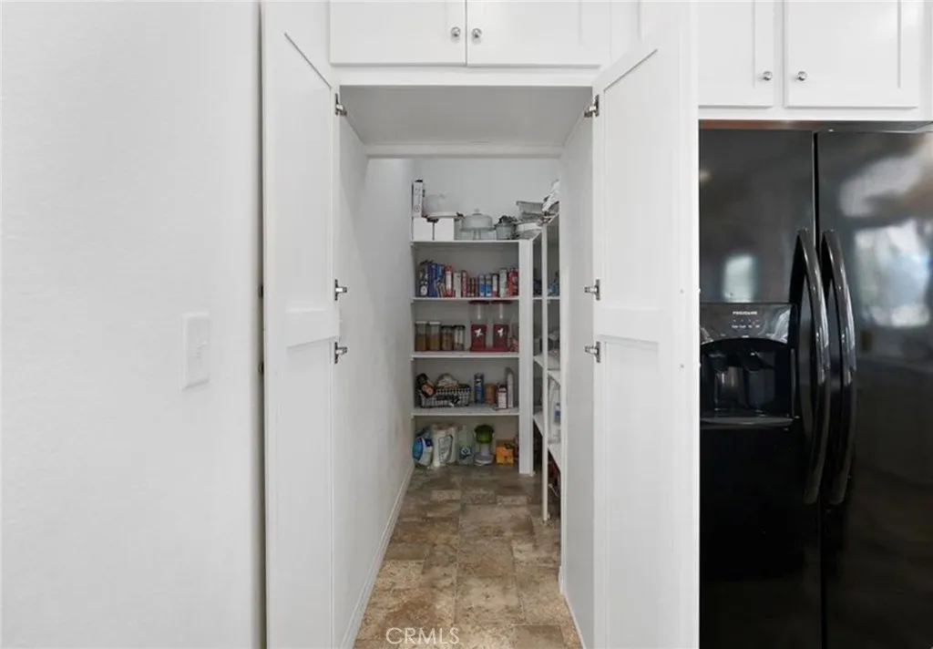 18583 Seaton Avenue, Perris, California 92570 home-pic-25