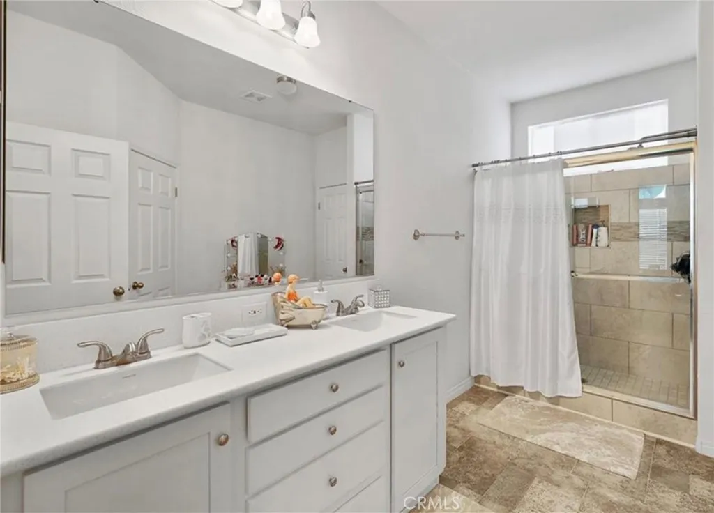 18583 Seaton Avenue, Perris, California 92570 home-pic-11