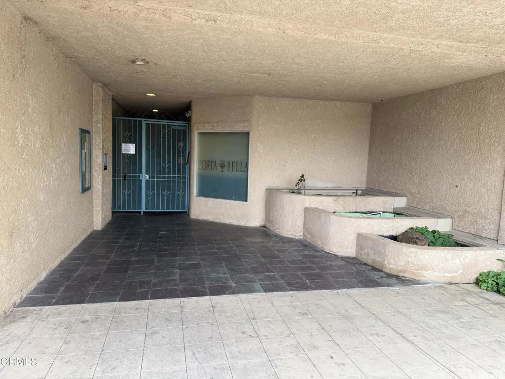 2742 Borchard Road, Newbury Park, California 91320 home-pic-2