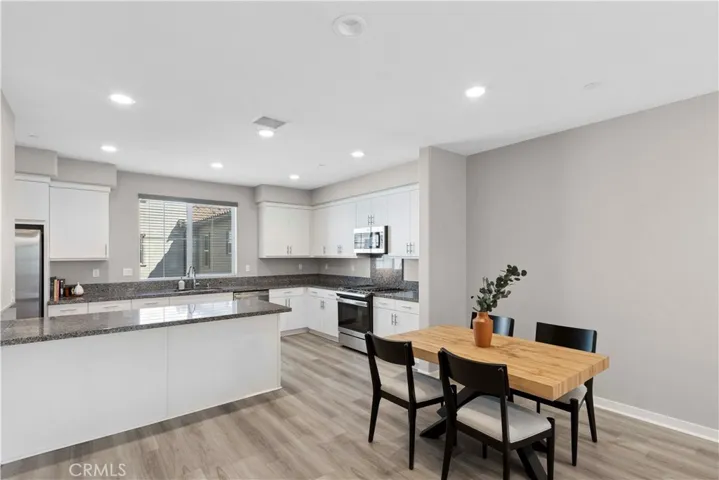 31257 Via Nubes, Temecula, California 92592