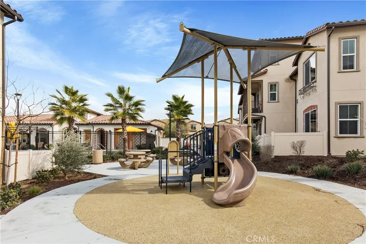 31257 Via Nubes, Temecula, California 92592