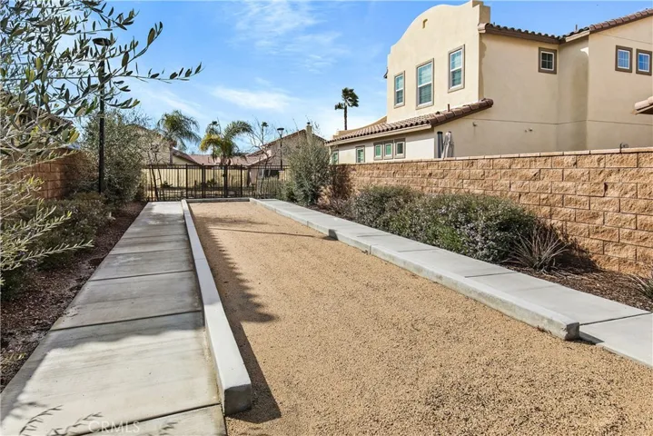 31257 Via Nubes, Temecula, California 92592