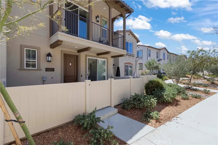 31257 Via Nubes, Temecula, California 92592