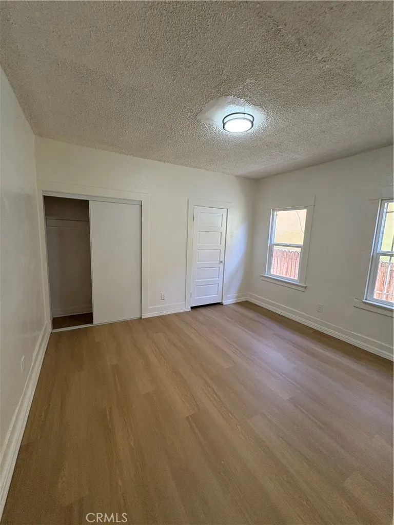 1030 W 88th Street 1/4, Los Angeles, California 90044 home-pic-5