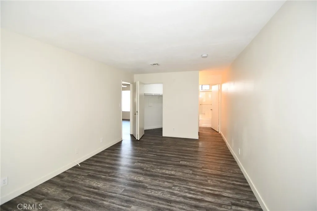 11852 Washington Place 2, Los Angeles, California 90066 home-pic-5