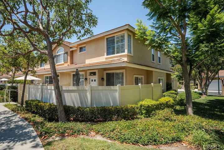 8472 E Tioga Way, Anaheim Hills, California 92808
