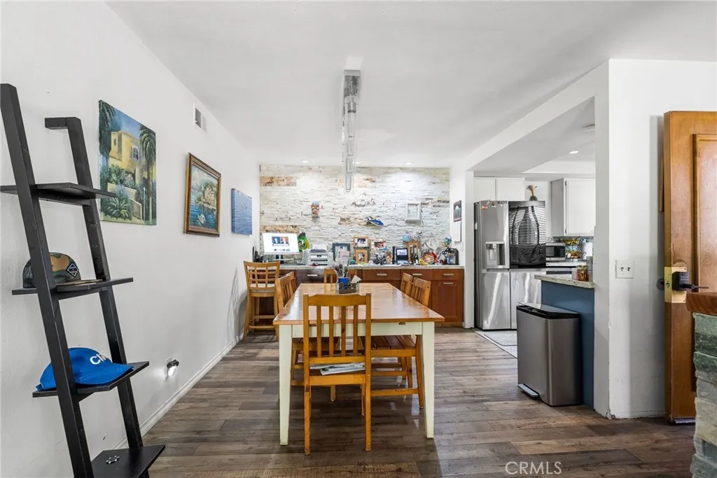 16512 Blackbeard Lane 200, Huntington Beach, California 92649 home-pic-5