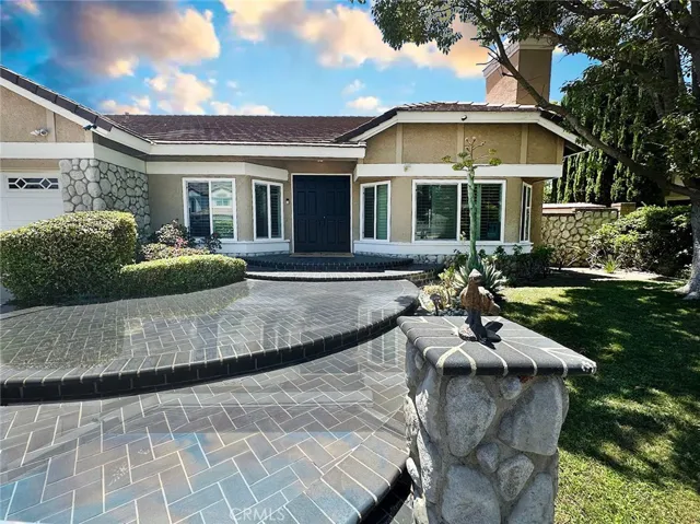21630 Dunrobin Way, Yorba Linda, California 92887