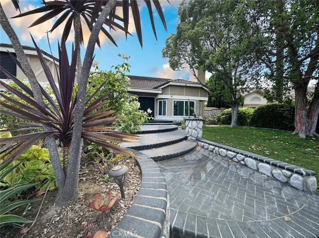 21630 Dunrobin Way, Yorba Linda, California 92887