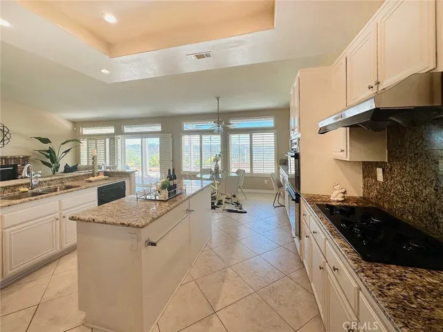 21630 Dunrobin Way, Yorba Linda, California 92887