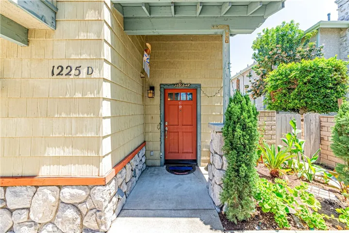 1225 S Alta Vista Avenue D, Monrovia, California 91016