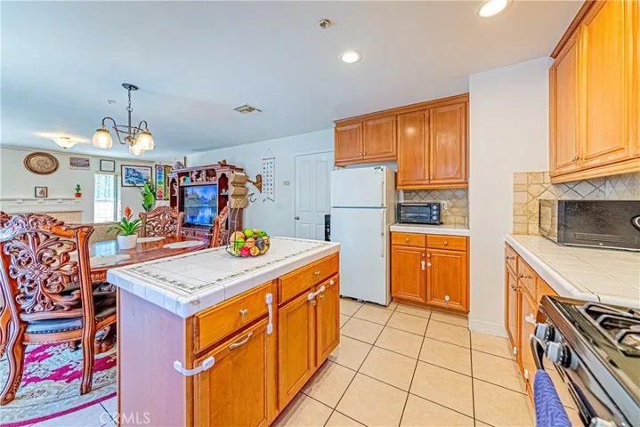 1225 S Alta Vista Avenue D, Monrovia, California 91016