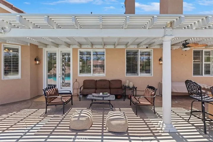 1083 La Vaughn Circle, Corona, California 92881
