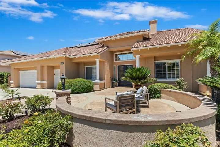 1083 La Vaughn Circle, Corona, California 92881