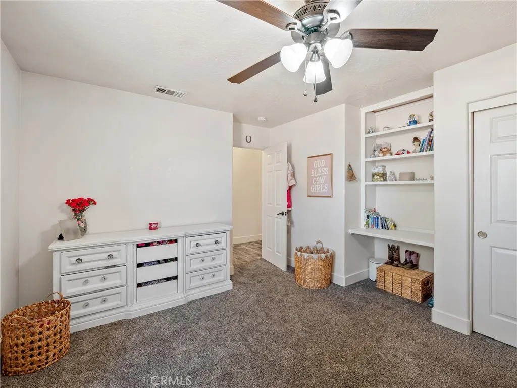 6370 Fremontia Street, Hesperia, California 92344 home-pic-35