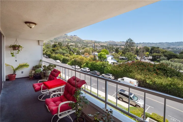 32735 Seagate Drive 304-d, Rancho Palos Verdes, California 90275