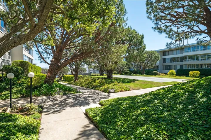 32735 Seagate Drive 304-d, Rancho Palos Verdes, California 90275