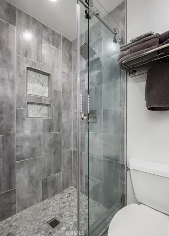 4173 Colfax Avenue G, Studio City, California 91604