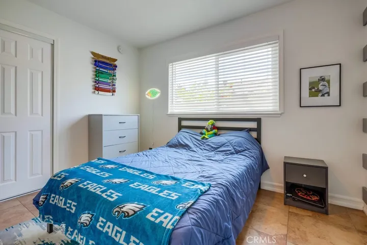 1st Bedroom.