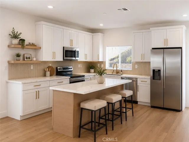 617 Acacia Street, Lake Elsinore, California 92530
