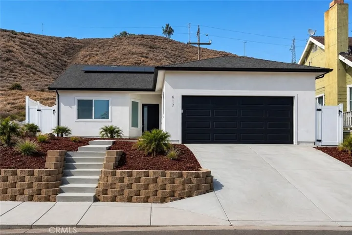 617 Acacia Street, Lake Elsinore, California 92530