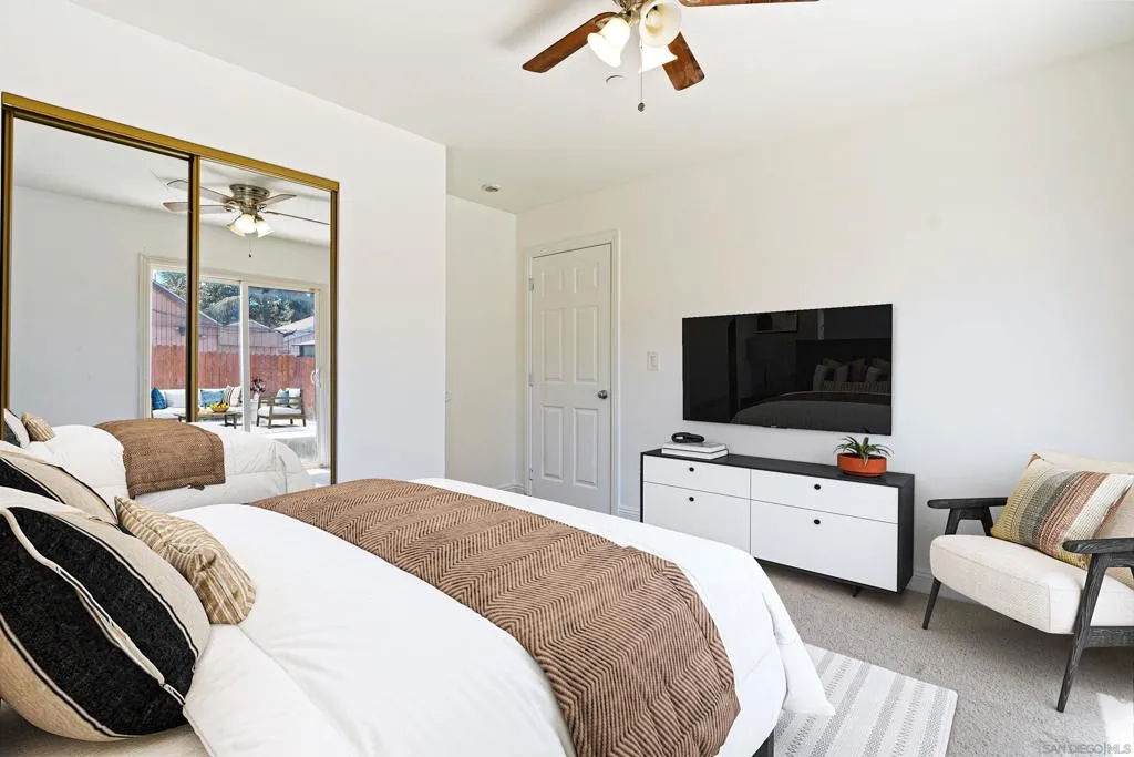 2418 W Lincoln St, Long Beach, California 90810 home-pic-24