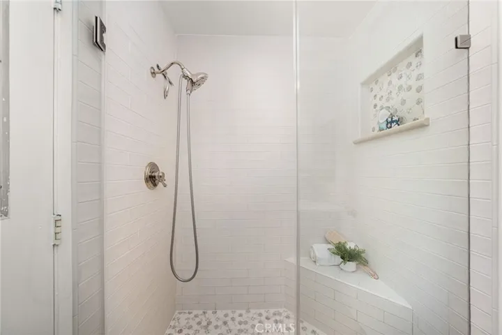Main floor bathroom​​‌​​​​‌​​‌‌​​‌​​​‌‌​​​‌​​‌‌​​‌‌​​‌‌​​​​ shower.