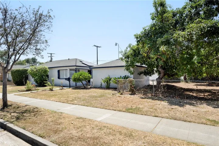 1910 W Chapman Ave., Fullerton, California 92833