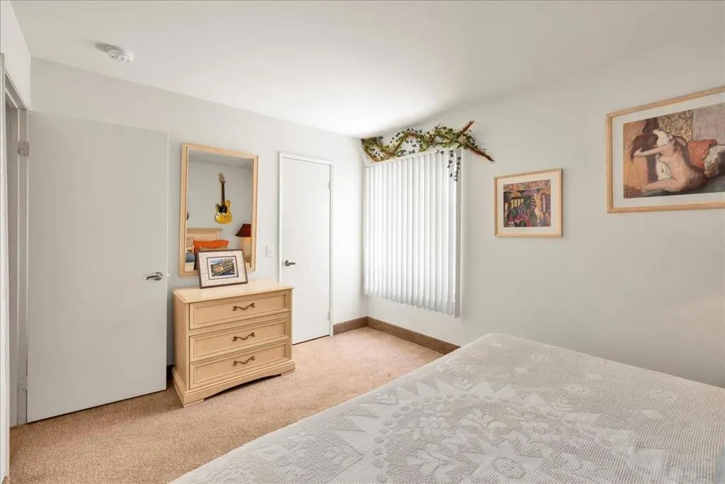 1555 N Chaparral Road 402, Palm Springs, California 92262 home-pic-15