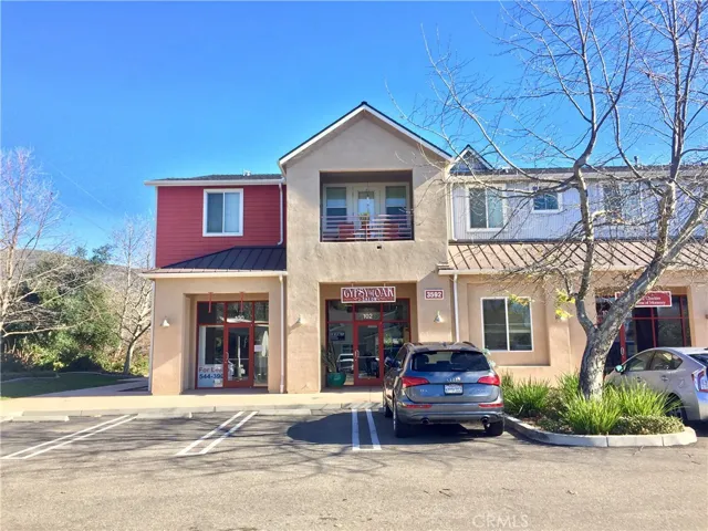 3592 Broad Street 102, San Luis Obispo, California 93401