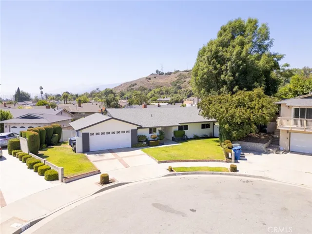 1329 Essex Court, Glendora, California 91740