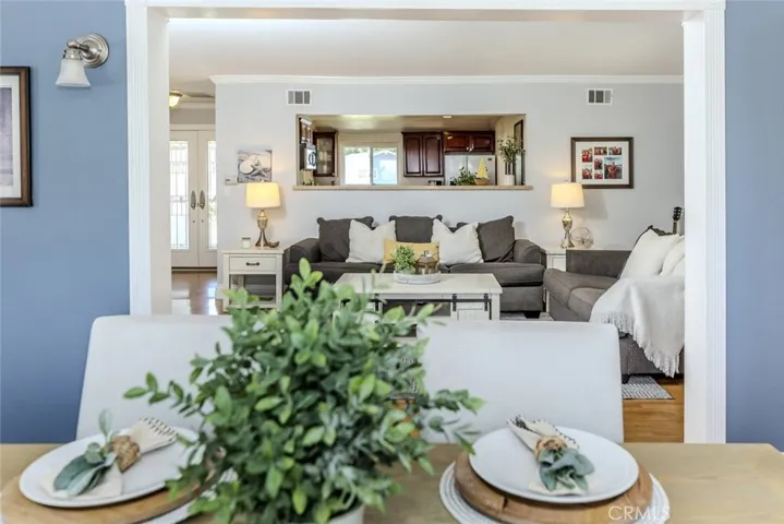 1329 Essex Court, Glendora, California 91740
