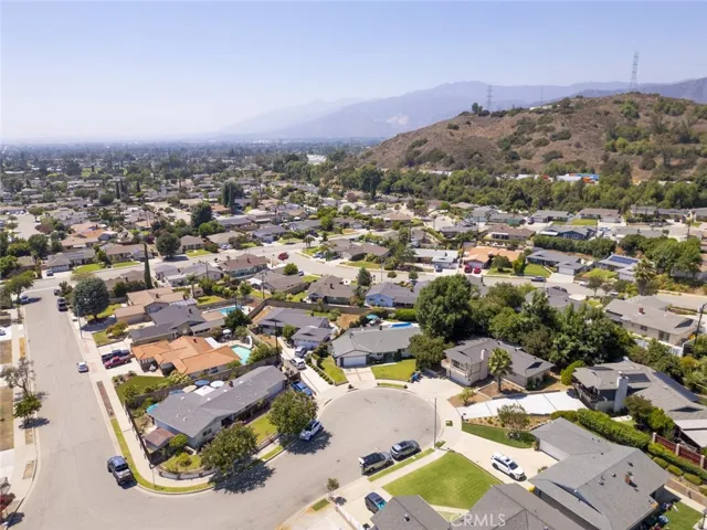 1329 Essex Court, Glendora, California 91740