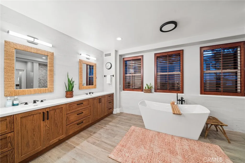 2 Michener Lane, Coto De Caza, California 92679 home-pic-15