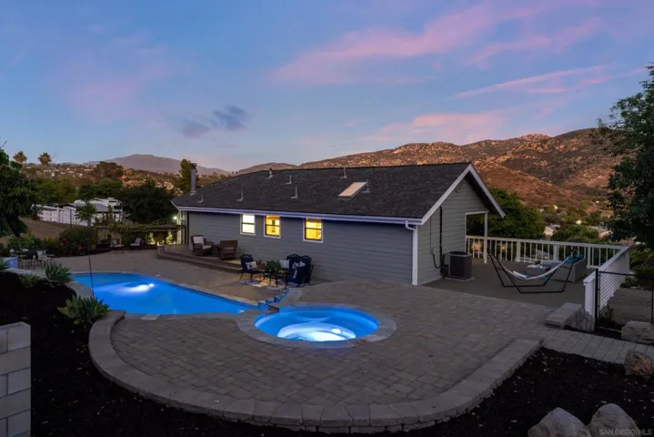 9844 Lorraine Ridge Trail, El Cajon, California 92021