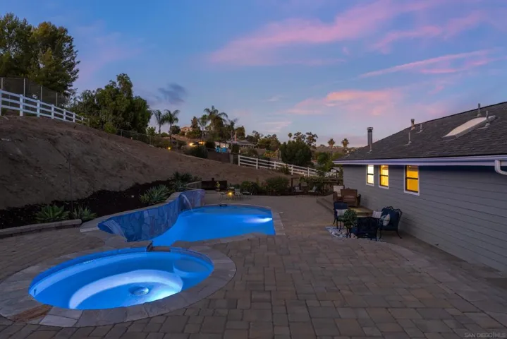 9844 Lorraine Ridge Trail, El Cajon, California 92021