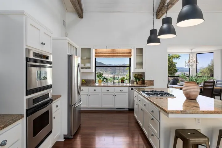 9844 Lorraine Ridge Trail, El Cajon, California 92021