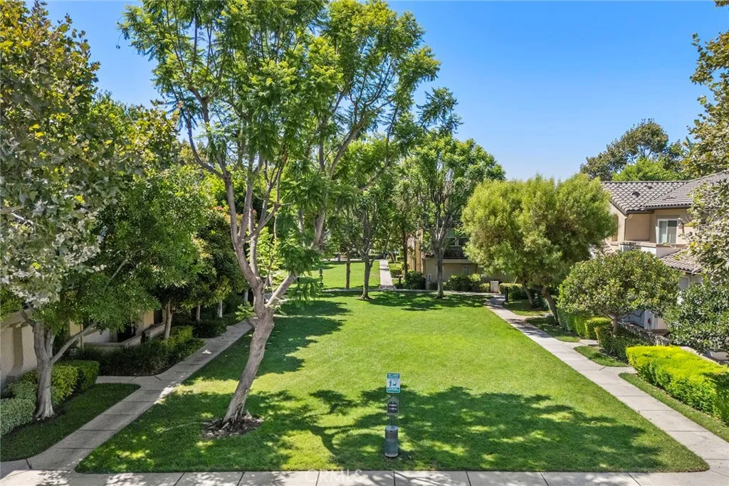 6272 Cristal Lane, Eastvale, California 91752 home-pic-27
