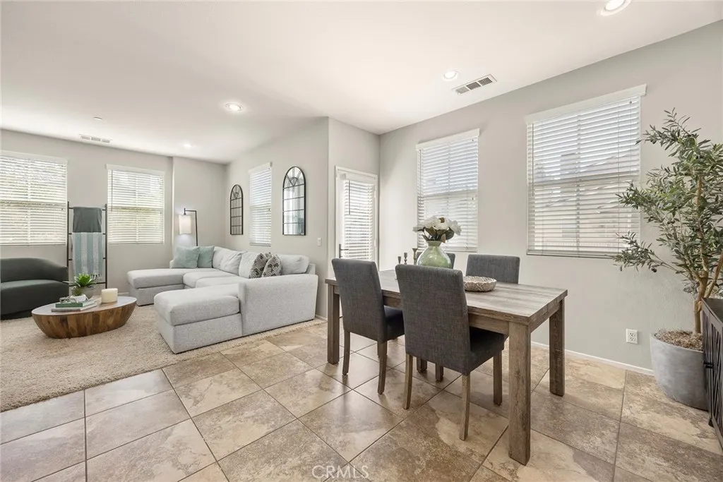 6272 Cristal Lane, Eastvale, California 91752 home-pic-11