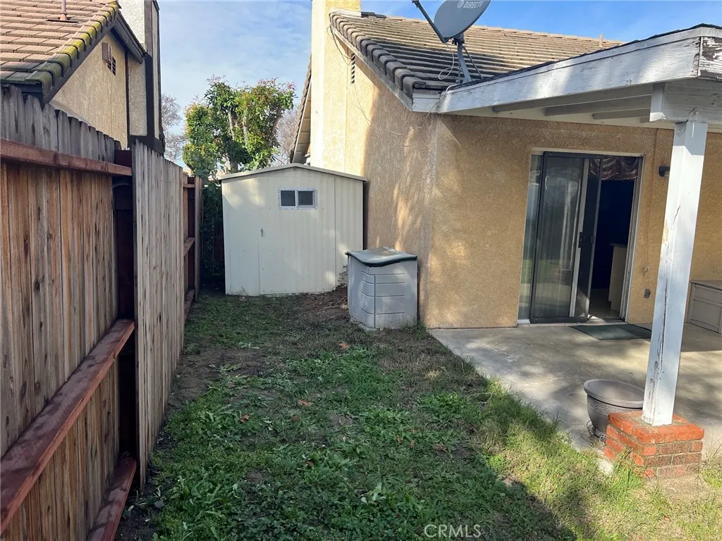 2211 S Walker Avenue, Ontario, California 91761 home-pic-10