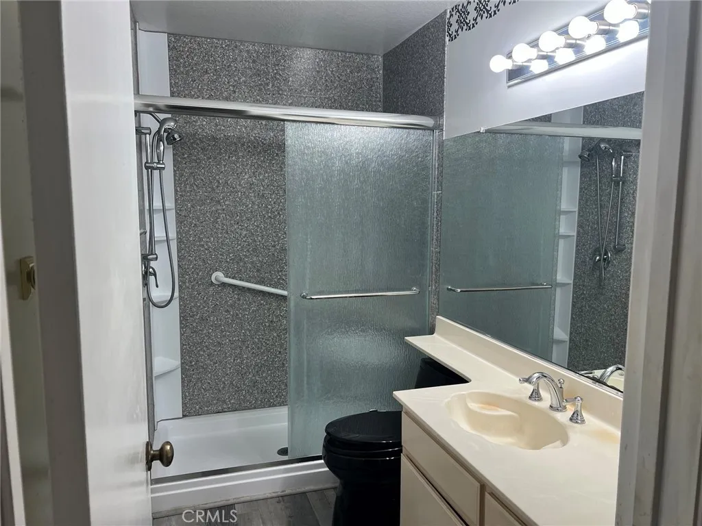 2211 S Walker Avenue, Ontario, California 91761 home-pic-7
