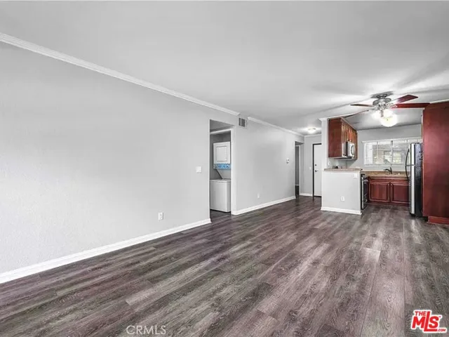5565 Canoga Avenue 118, Woodland Hills, California 91367