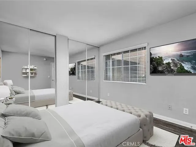 5565 Canoga Avenue 118, Woodland Hills, California 91367