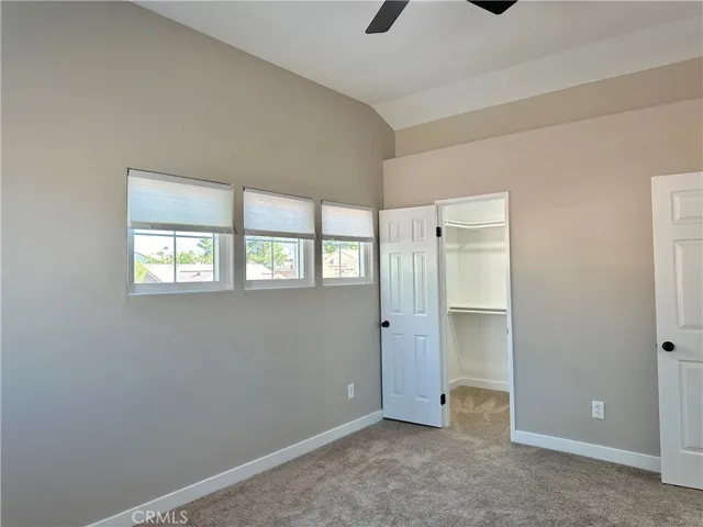 Bedroom 4 w/ small walk-in