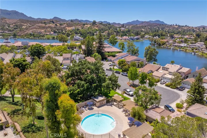 32117 Beachlake Lane, Westlake Village, California 91361