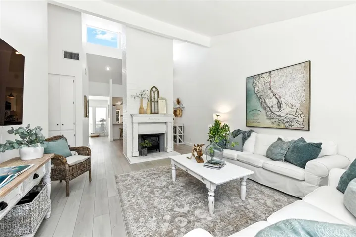 32117 Beachlake Lane, Westlake Village, California 91361