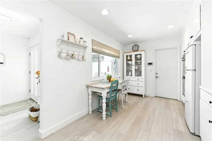 32117 Beachlake Lane, Westlake Village, California 91361